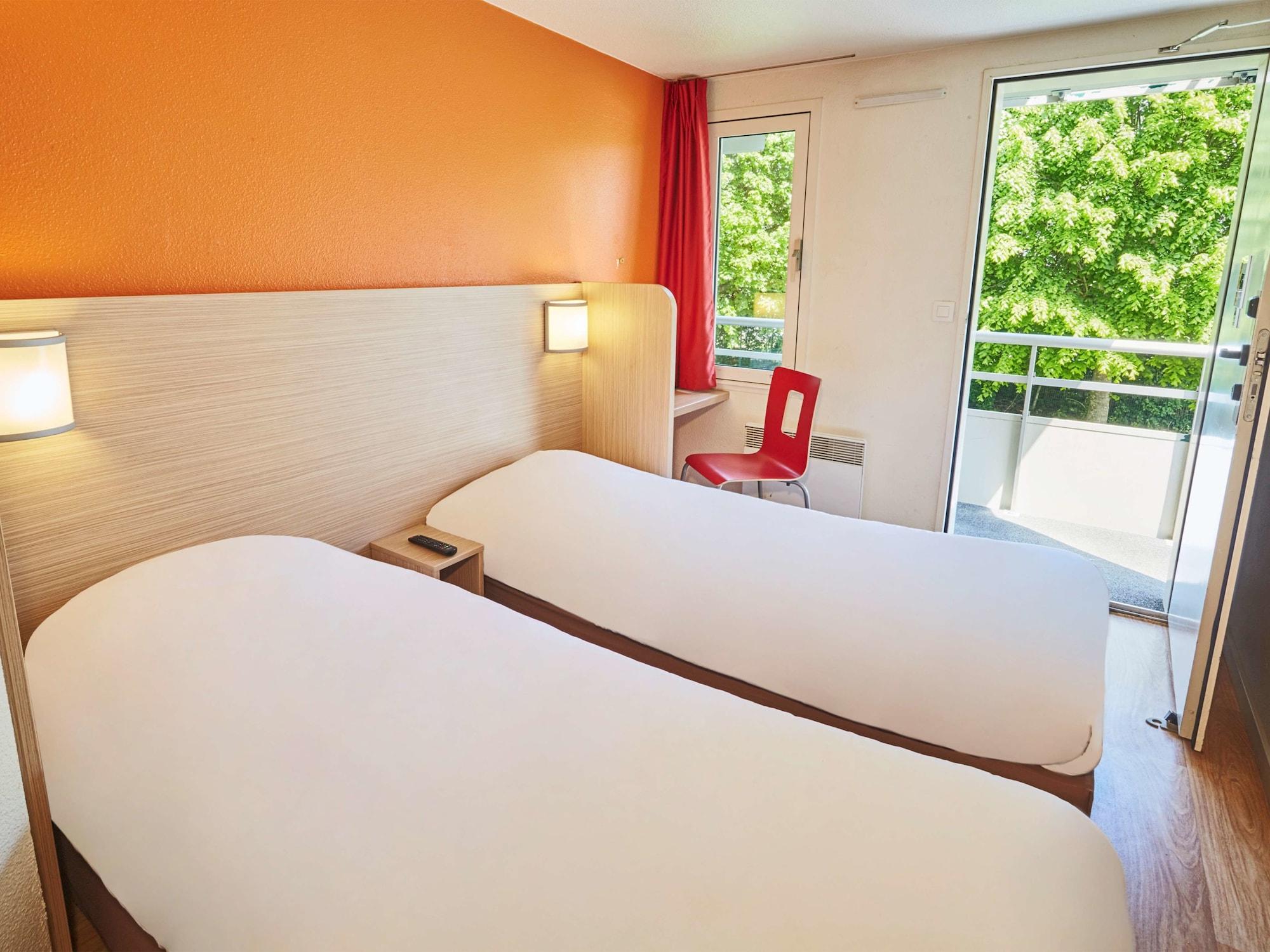 Premiere Classe Melun Senart Vert-Saint-Denis Exterior photo