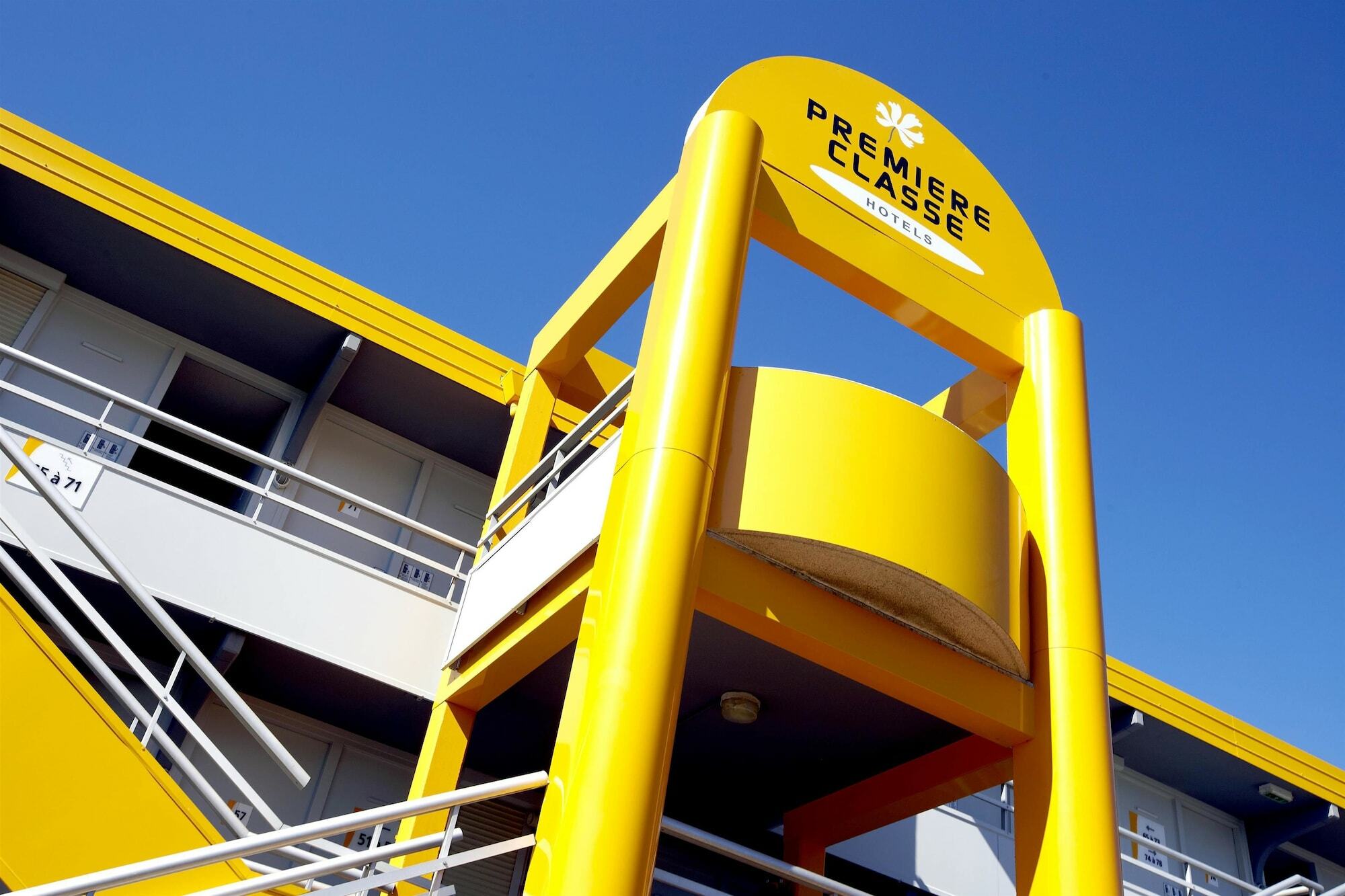 Premiere Classe Melun Senart Vert-Saint-Denis Exterior photo